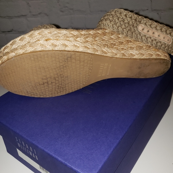 Sturt Weitzman wedges 8.5 - Picture 2 of 3
